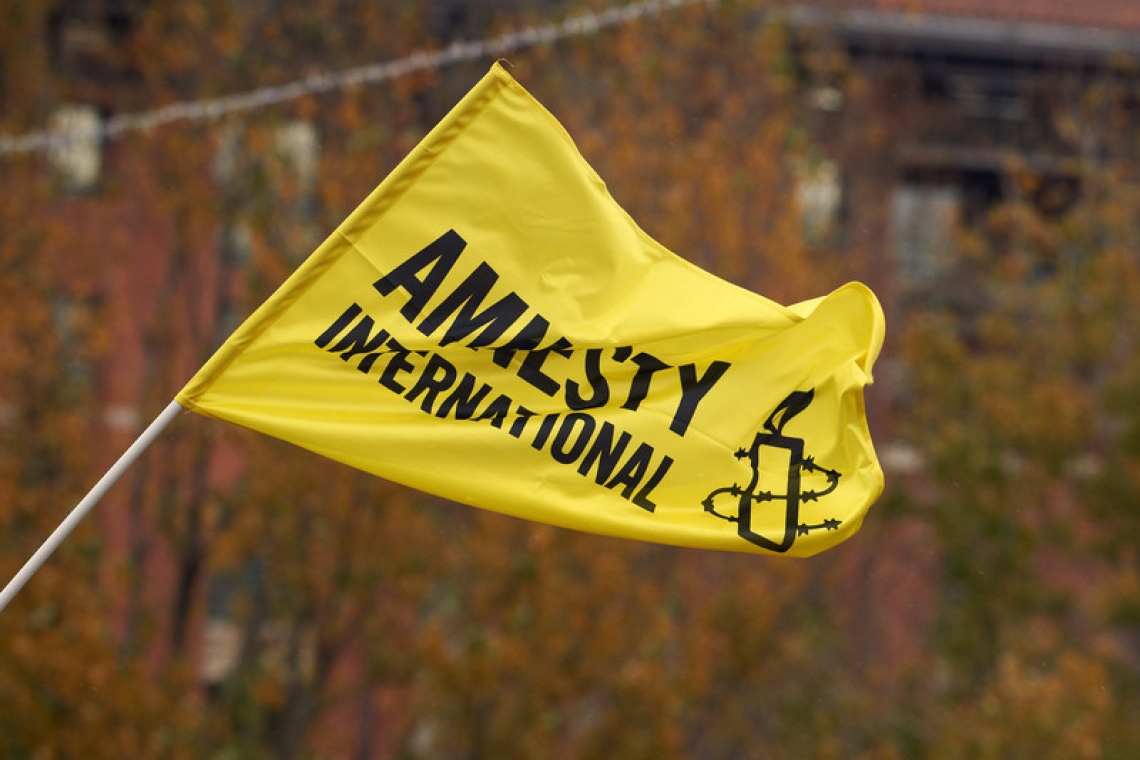 Amnesty accuse l'armée ukrainienne de mise en danger des civils, l'Ukraine "indignée"